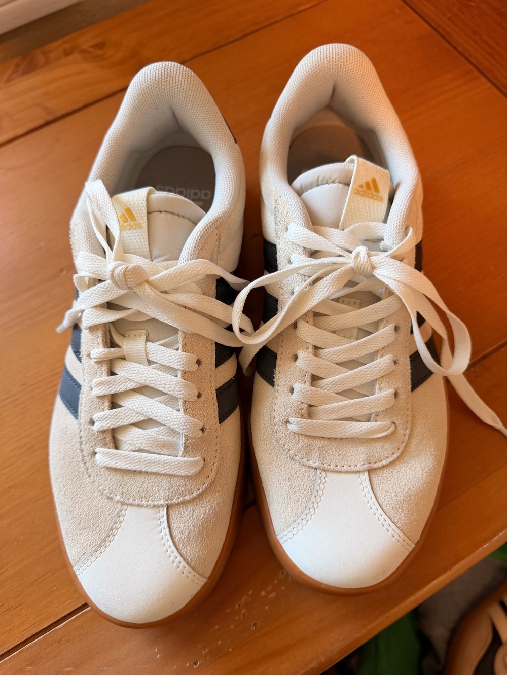 adidas VL Court Sneakers with Gum Sole size 9